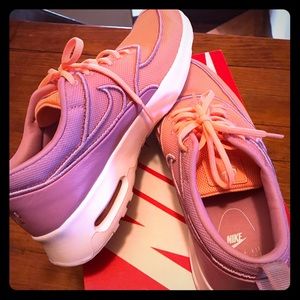 Nike huarache women’s run ultra SE